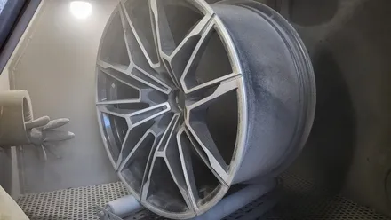 BMW G80 M3컴페티션 휠 색상변경,휠도색,휠커스텀...그리고 BMW엠블럼 커스텀작업 / 인천 계양구 서운동