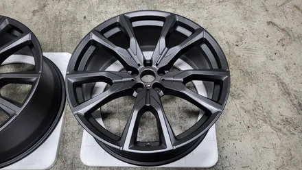 BMW X7 22인치 휠도색..사틴그레이 / 인천 계양구 서운동