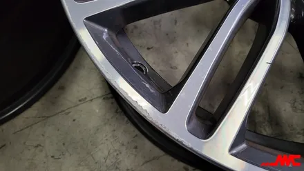 BMW 530i 664m 휠복원 및 틴티드클리어 휠도색 작업 / 인천 계양구 서운동