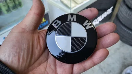 bmw 카본엠블럼,bmw 카본 휠캡 커스텀 작업 / 인천 계양구 서운동
