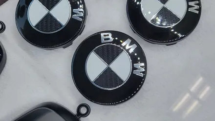 bmw 카본엠블럼,bmw 카본 휠캡 커스텀 작업 / 인천 계양구 서운동