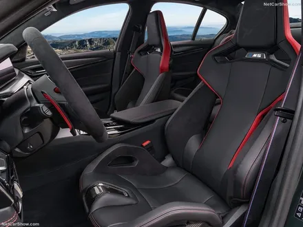 BMW M5 CS 789m 골드휠 디자인과 색상에 대하여... / 인천 계양구 서운동
