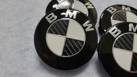bmw 카본엠블럼,bmw 카본 휠캡 커스텀 작업 / 인천 계양구 서운동