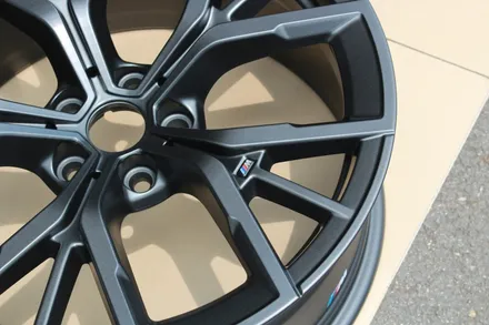 bmw g30 LCI 845m 19인치 순정휠 휠도색 작업후기, 사틴그레이 / 인천 계양구 서운동