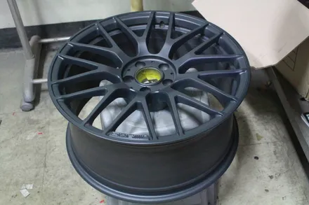 벤츠 AMG C63s쿠페 순정휠 도색작업 후기 , 사틴그레이 / 인천 계양구 서운동