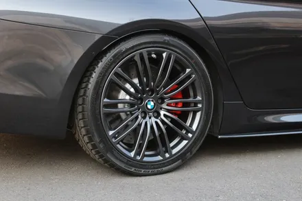 BMW G30 530i 664m 휠도색/휠복원 작업(사틴그레이) / 인천 계양구 서운동