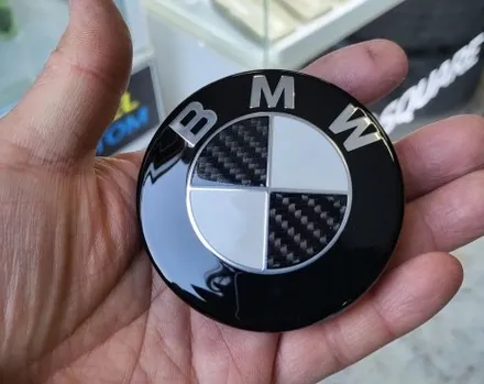 bmw 카본엠블럼,bmw 카본 휠캡 커스텀 작업 / 인천 계양구 서운동
