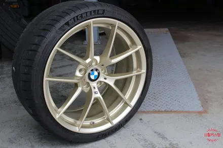 bmw m4컨버터블 763m 휠도색,프로즌골드 / 인천 계양구 서운동