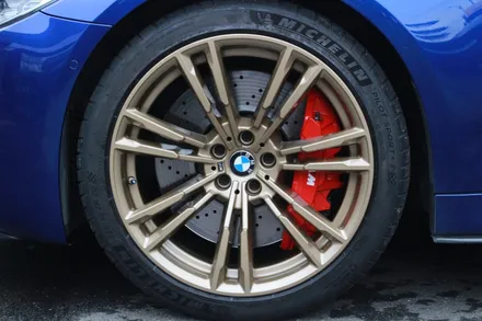 BMW F90 M5 골드브론즈 휠도색 이야기~!! M5CS / 인천 계양구 서운동