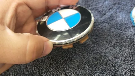 BMW 블랙 에디션 엠블럼 ,휠캡 커스텀작업,블랙휠캡 / 인천 계양구 서운동