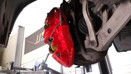 BMW F90 M5를 M5CS 버젼으로 튜닝해보기!휠도색,캘리퍼 / 인천 계양구 서운동