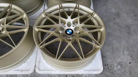 bmw m3 666m 순정20인치 커스텀도색 ,페인트박리 / 인천 계양구 서운동