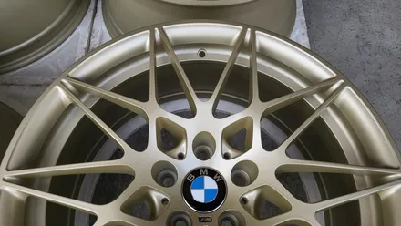 bmw m3 666m 순정20인치 커스텀도색 ,페인트박리 / 인천 계양구 서운동
