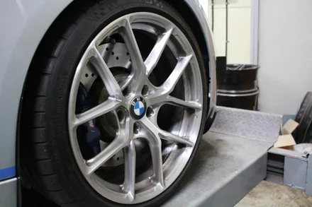 BMW M2 컴페티션 핸드브러쉬 휠 커스텀작업,골드브론즈클리어 / 인천 계양구 서운동