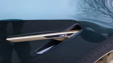 BMW F90 M5를 M5CS 버젼으로 튜닝해보기!휠도색,캘리퍼 / 인천 계양구 서운동