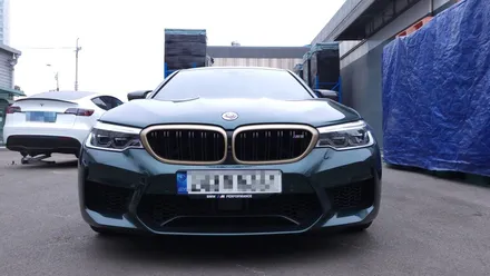 BMW F90 M5를 M5CS 버젼으로 튜닝해보기!휠도색,캘리퍼 / 인천 계양구 서운동