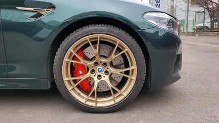 BMW F90 M5를 M5CS 버젼으로 튜닝해보기!휠도색,캘리퍼 / 인천 계양구 서운동