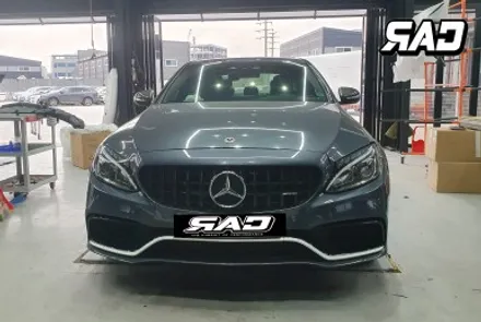 벤츠 W205 후방 사고수리-> 신형 C63 바디킷 교체후 다시 새 차의 컨디션으로! / 김포 양촌읍