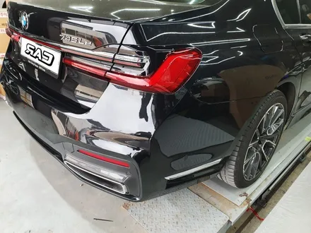 BMW G12 745Le 뒷범퍼 테일램프 파손 사고수리 / 김포 양촌읍