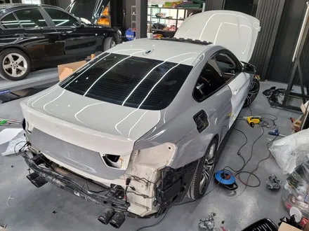 BMW F32 4시리즈 후방 사고 수리 겸 랩핑 했는데 너무 마음에 듭니다 : ) / 김포 양촌읍
