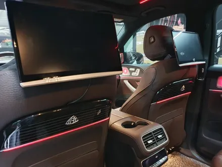 벤츠 gls400d 엠비언트 시트백 후석 모니터 설치 <자동차 실내튜닝> / 김포 양촌읍