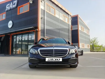 벤츠 W213 E200 인천김포 RAC에서 전방 사고수리 하면서 익스클루시브 컨버전 했어요. / 김포 양촌읍