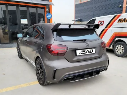 벤츠 W176 AMG A45 사고수리는 인천김포 RAC에서 / 김포 양촌읍