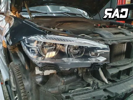 BMW F16 X6 40D 전면 우측, 좌측 하체 사고수리 했습니다 ㅠㅠ / 김포 양촌읍