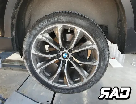 BMW F16 X6 40D 전면 우측, 좌측 하체 사고수리 했습니다 ㅠㅠ / 김포 양촌읍
