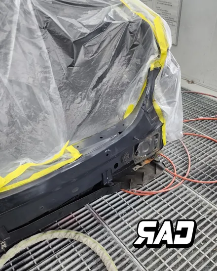 벤츠 W205 후방 사고수리-> 신형 C63 바디킷 교체후 다시 새 차의 컨디션으로! / 김포 양촌읍