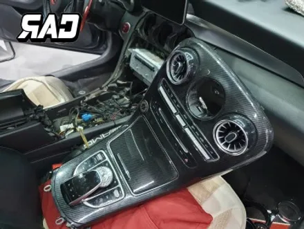 벤츠 W205 후방 사고수리-> 신형 C63 바디킷 교체후 다시 새 차의 컨디션으로! / 김포 양촌읍
