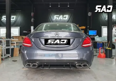 벤츠 W205 후방 사고수리-> 신형 C63 바디킷 교체후 다시 새 차의 컨디션으로! / 김포 양촌읍