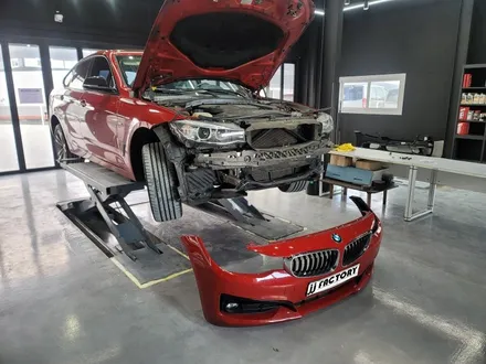 BMW 3시리즈 320d GT 사고 수리, 판금 도장 작업으로 완벽 복구 및 세라믹 코팅으로 새 차 출고하는 느낌까지 ! / 김포 양촌읍