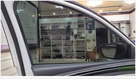 [부산자동차튜닝]투싼NX4 레인보우V90의 반반사 필름으로 고급스러움과 프라이버시 보호!! / 부산, 김해