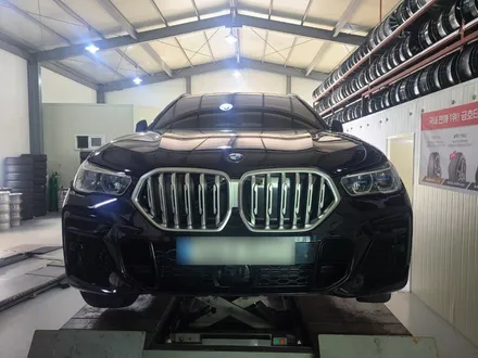 천안 유광블랙 휠도색 BMW GO6 X6 741M 21인치 순정휠 대전 휠로세움 / 대전 중구 안영동