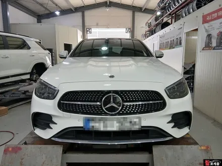 대전 벤츠 W213 E클래스 마차 AMG 20인치 휠복원 (블랙 폴리싱 다이아컷팅) / 대전 중구 안영동
