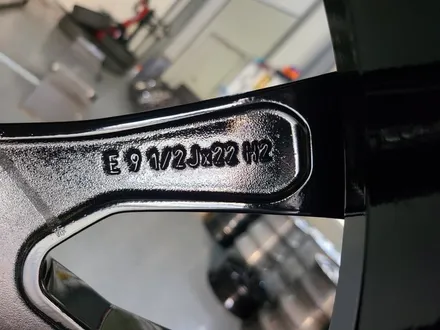전주 BMW X7 50I 755M 22인치 유광블랙 대전 휠도색 휠로세움 / 대전 중구 안영동