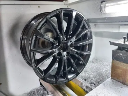 청주 BMW F10 5시리즈 럭셔리 18인치 대전 휠복원 (다이아컷팅 분체도장) / 대전 중구 안영동
