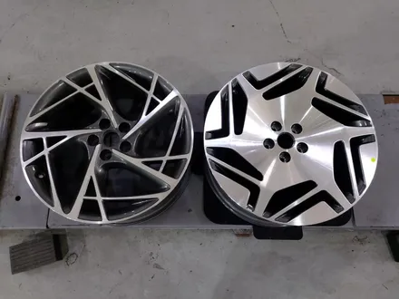 제네시스 RS4 G90 튜닝 휠 교체 (롱베이스 T4235 20인치 신품) 대전 휠로세움 / 대전 중구 안영동