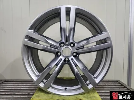 대전 휠복원 BMW G11 7시리즈 648M 20인치 (하이퍼블랙 도색) / 대전 중구 안영동