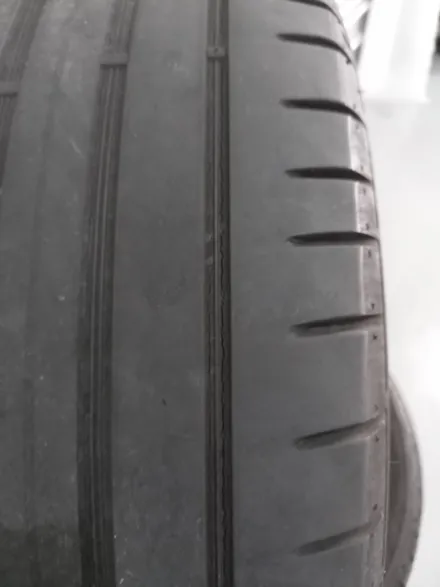 [휠로세움] 벤츠 W213 E클래스 E220d, E300 18인치 순정휠 블랙 투톤 다이아컷팅 휠복원, 분체도장 휠도색 / 대전 중구 안영동