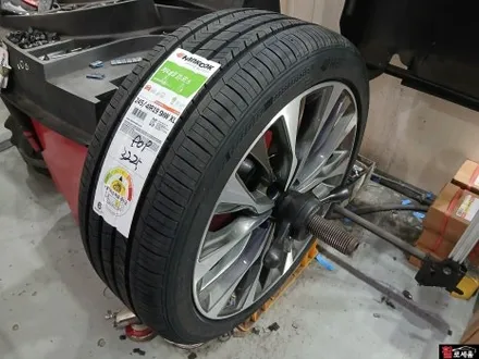 청주 기아 K8 17인치에서 대전 인치업 (19인치 대전 중고 휠복원 제품) / 대전 중구 안영동