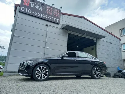 대전 휠복원 벤츠 W213 E클래스 E300 18인치 블랙 투톤 다이아컷팅 순정휠 [휠로세움] / 대전 중구 안영동