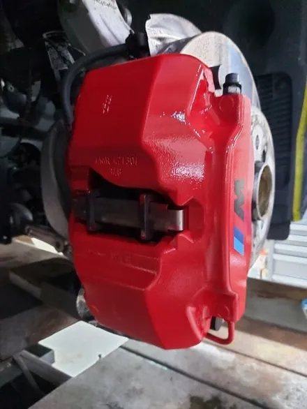대전 휠로세움 / BMW G05 X5 21인치 유광블랙 분체 휠도색 + 레드 우레탄 캘리퍼도색 / 대전 중구 안영동