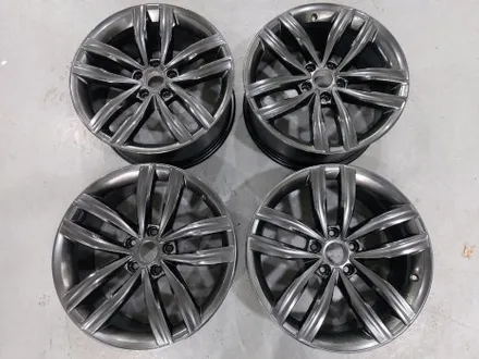 청주 폭스바겐 파사트 B7 18인치 순정휠 휠복원 (대전 고스트크롬 분체도장) / 대전 중구 안영동