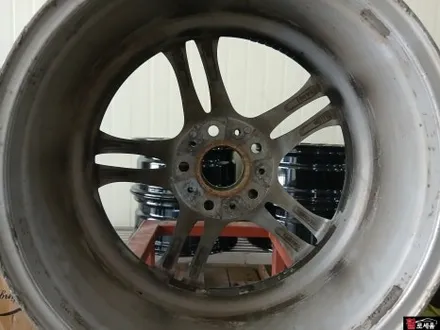 청주 BMW F30 3시리즈 18인치 대전 고스트크롬 분체 휠도색 / 대전 중구 안영동