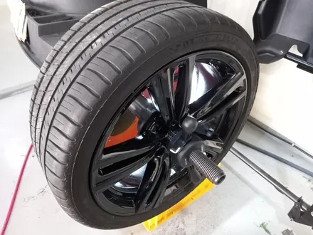 대전 휠도색 BMW F30 4시리즈 442M 19인치 순정휠 유광블랙 휠복원 / 대전 중구 안영동