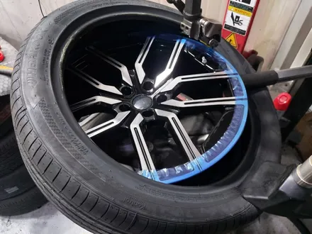 대전 휠복원 휠로세움 BMW G11 7시리즈 휠 튜닝 인치업 (907M 스타일 20인치) / 대전 중구 안영동