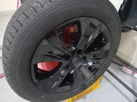 대전 휠도색 휠로세움 쌍용 SUV G4 렉스턴 20인치 순정휠 (유광블랙 분체도장) / 대전 중구 안영동