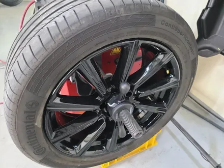 충남 아산 휠복원 볼보 XC90 인스크립션 20인치 순정휠 (유광블랙 휠도색) / 대전 중구 안영동